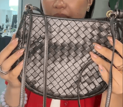 Bottega Veneta Intrecciato Shoulder Bag Leather Gray B0430ZEWYJ
