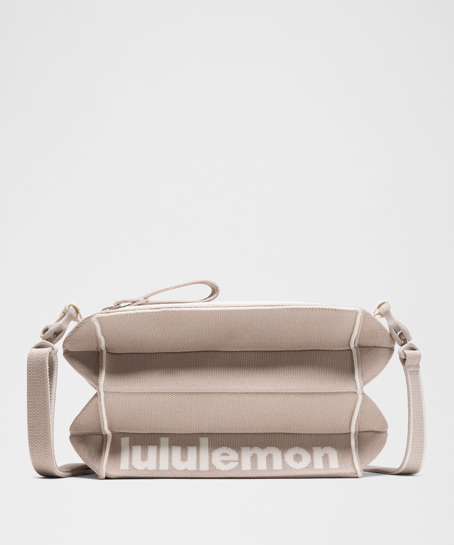 Lululemon Fold It Hold It Crossbody Bag 3 l