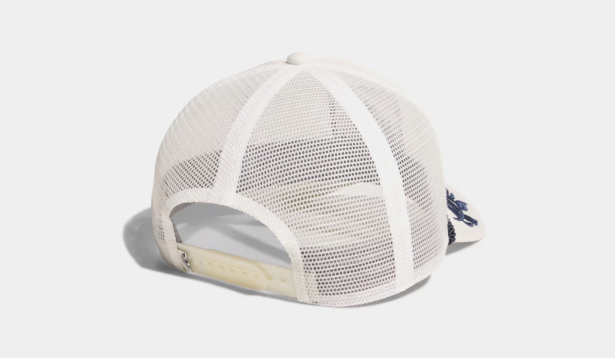 adidas Major Mesh Trucker Mens Hat (White/Navy)