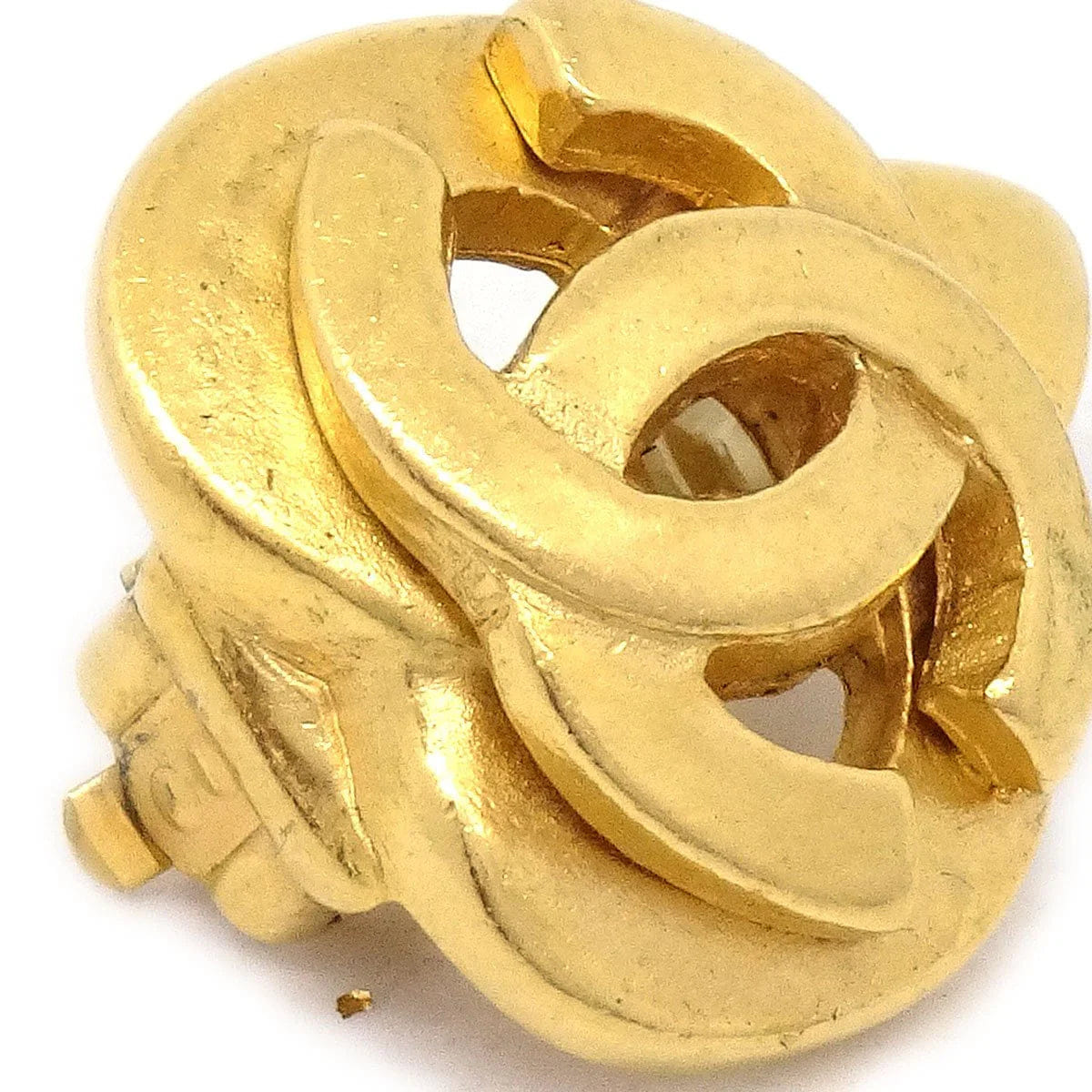 Chanel 1997 Heart Earrings Clip - On Gold Small