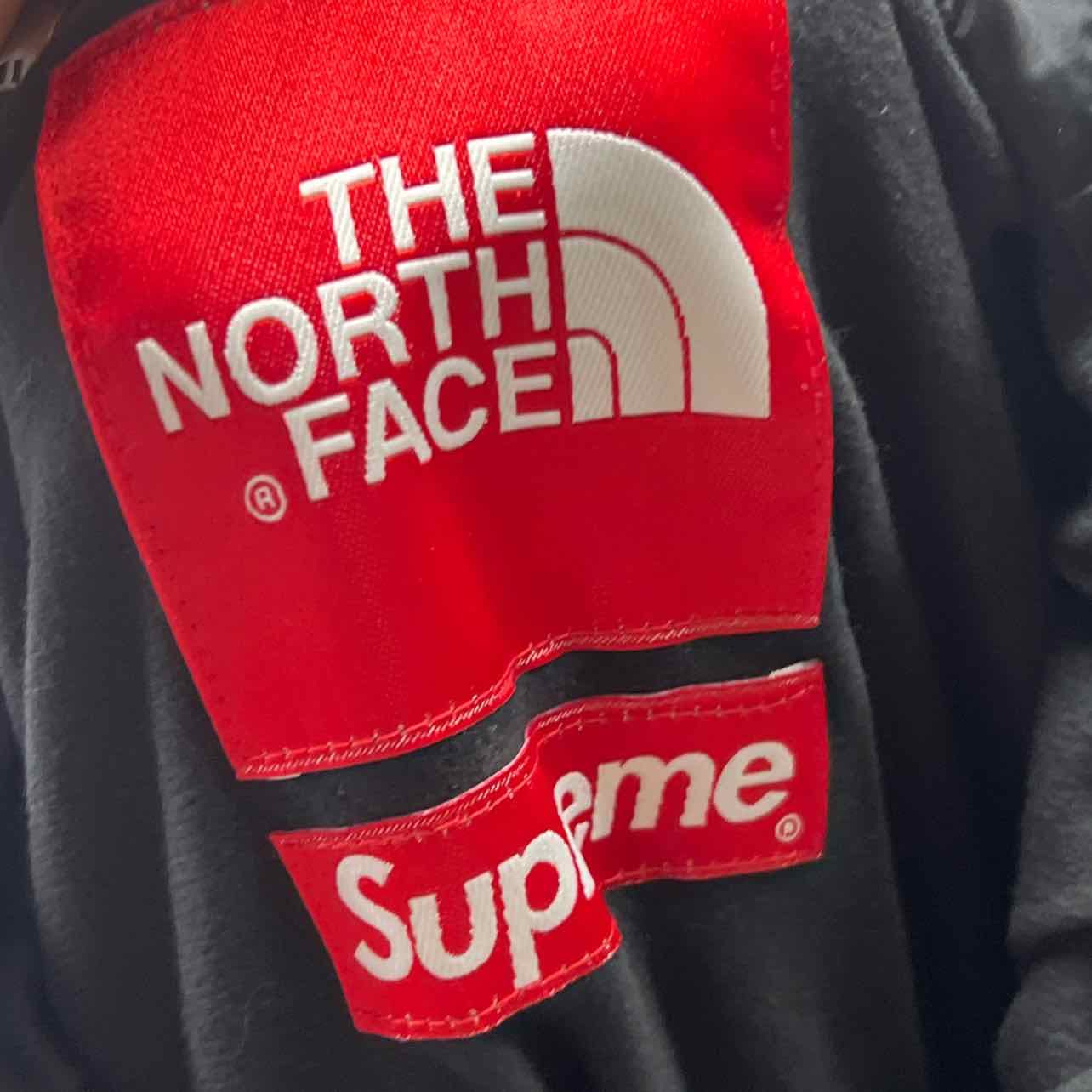 Supreme Jacket TNF BANDANA Navy New Size S