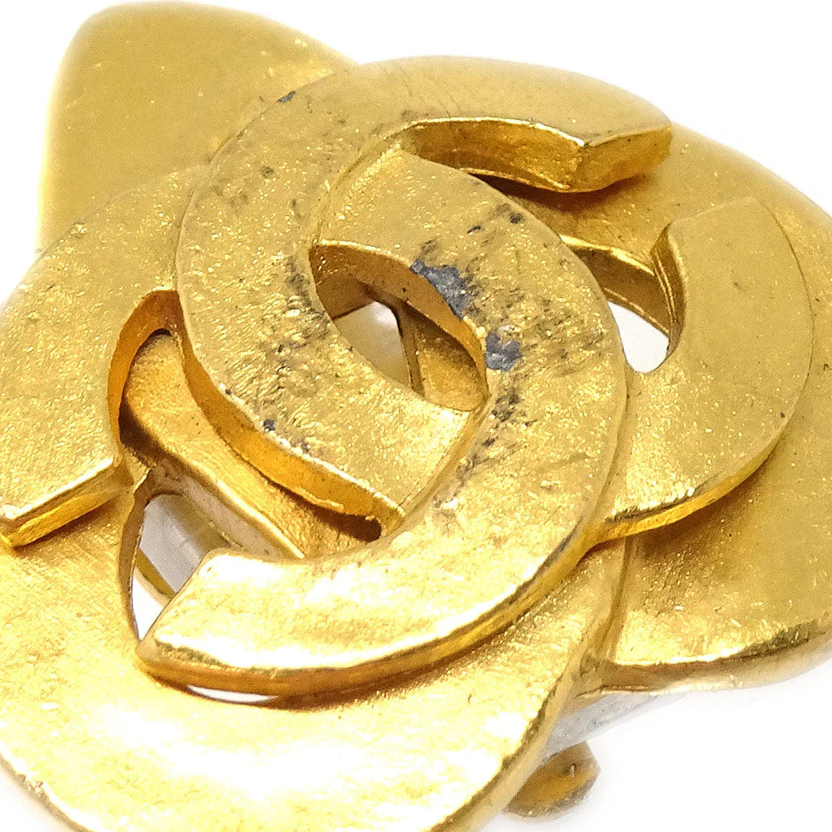 Chanel Heart Earrings Gold Clip - On 97P