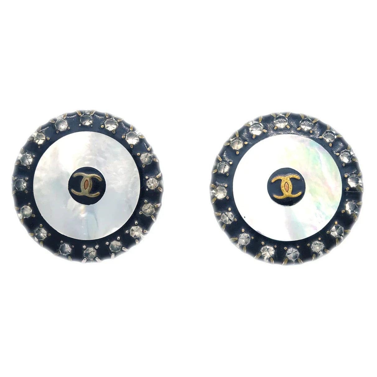 Chanel Black Button Shell Earrings Clip - On 97A