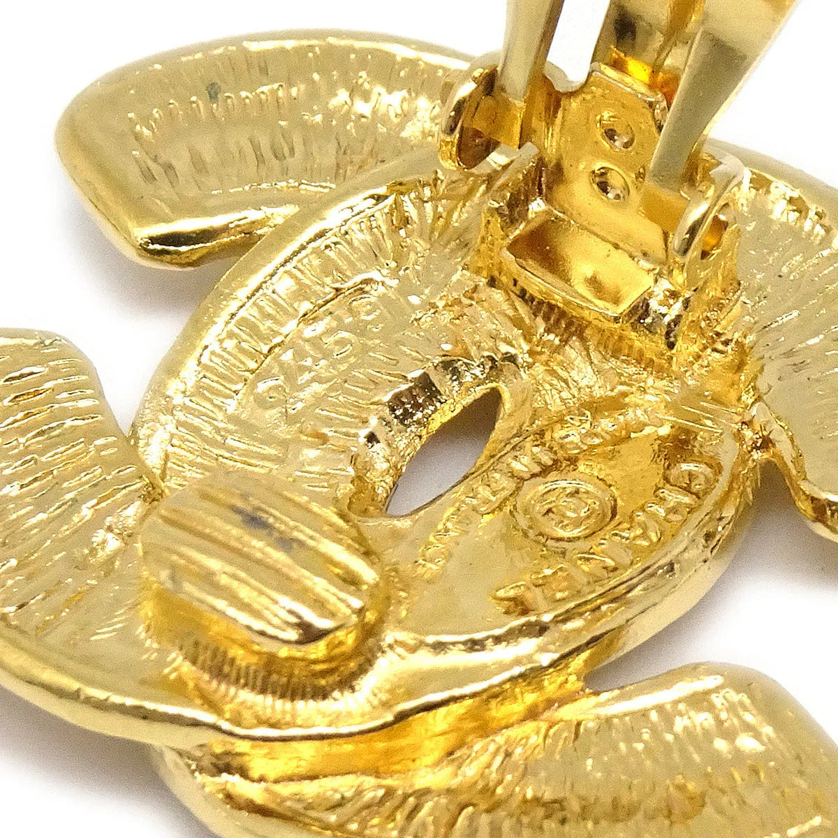 Chanel Quilted CC Earrings Clip - On Large 2459