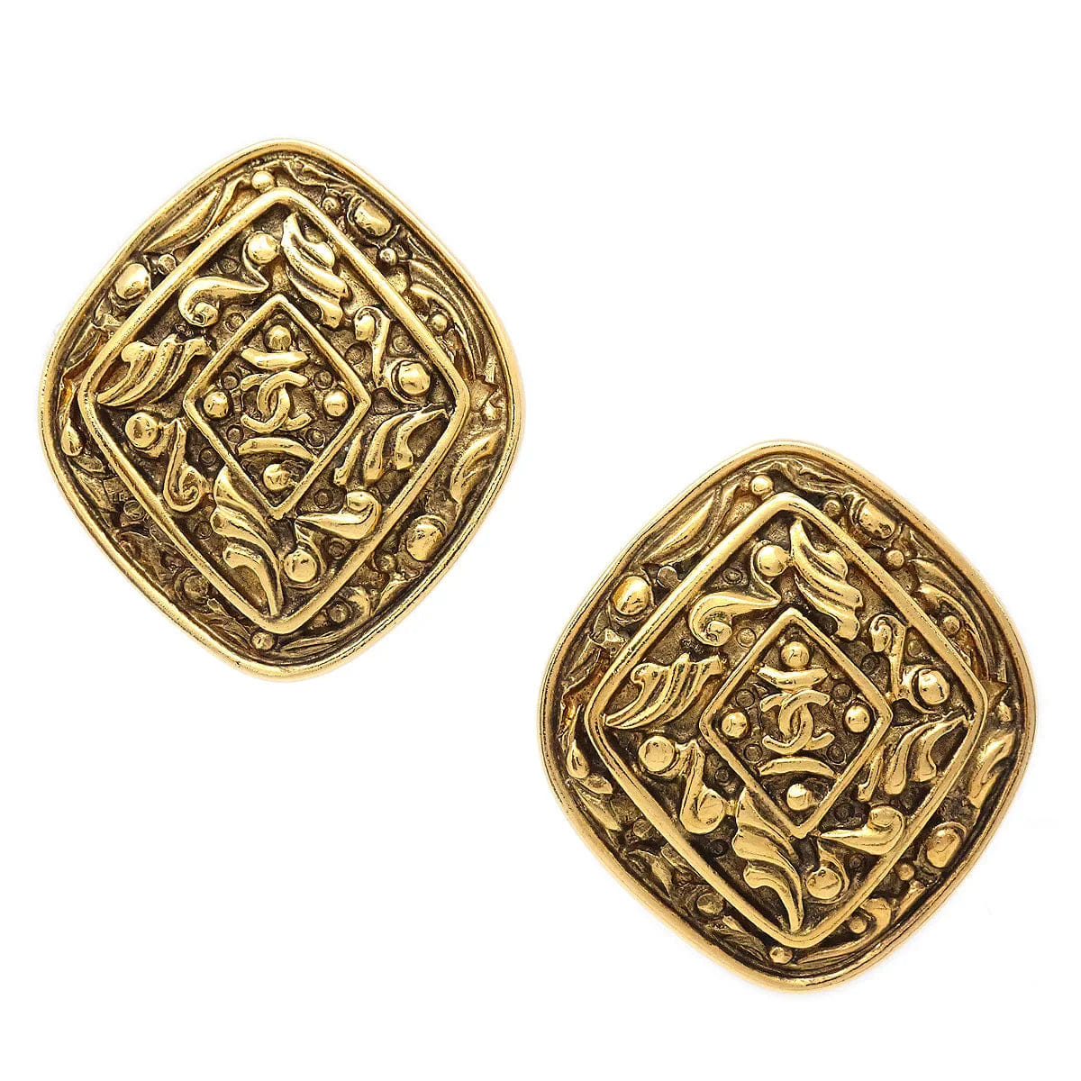 Chanel Earrings Clip - On Gold 2492