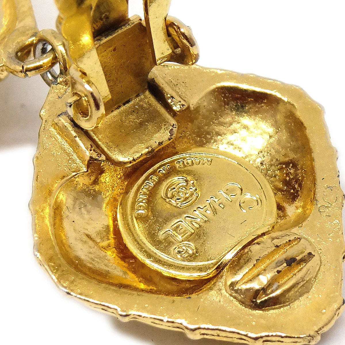 Chanel 1980s Bow Dangling Earrings Clip - On Gold