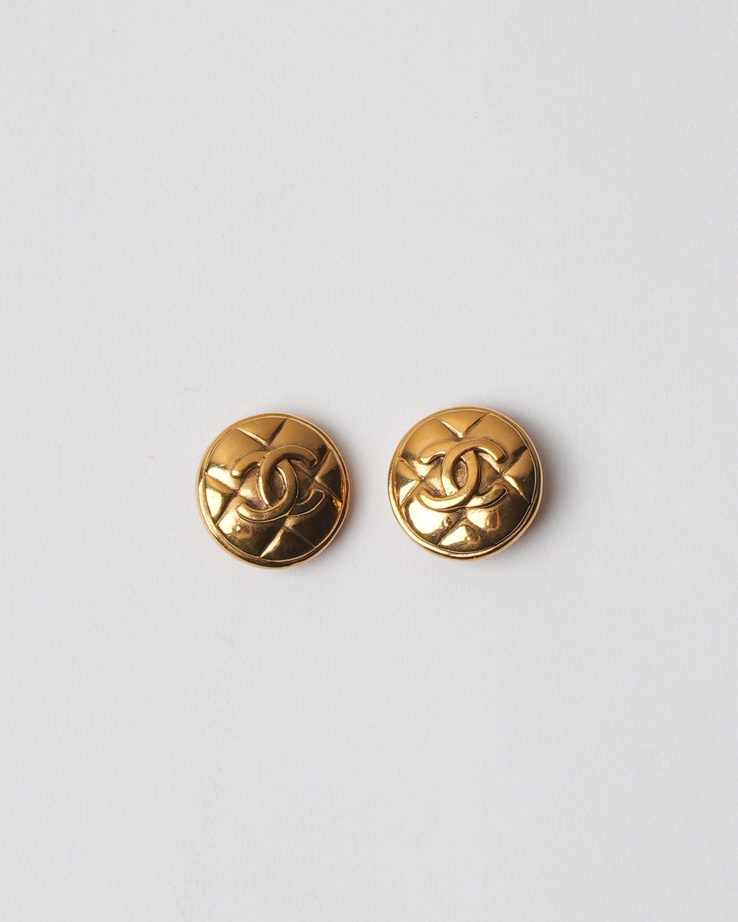Chanel Vintage Chanel Gold Plated 1990's Earring