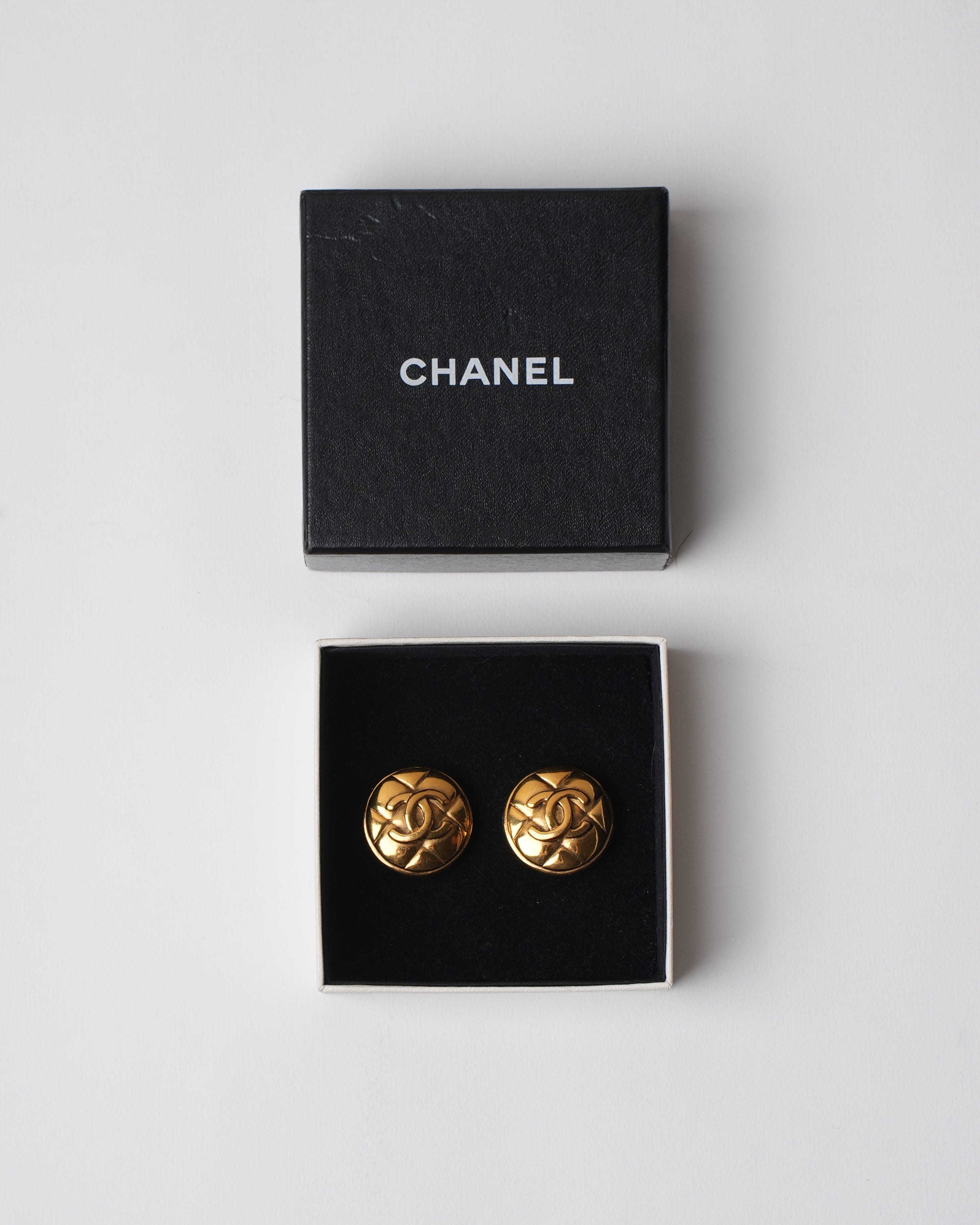 Chanel Vintage Chanel Gold Plated 1990's Earring