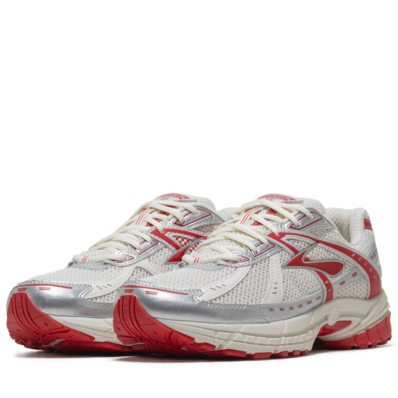 Brooks Adrenaline GTS 10 - Coconut Milk/Ribbon Red