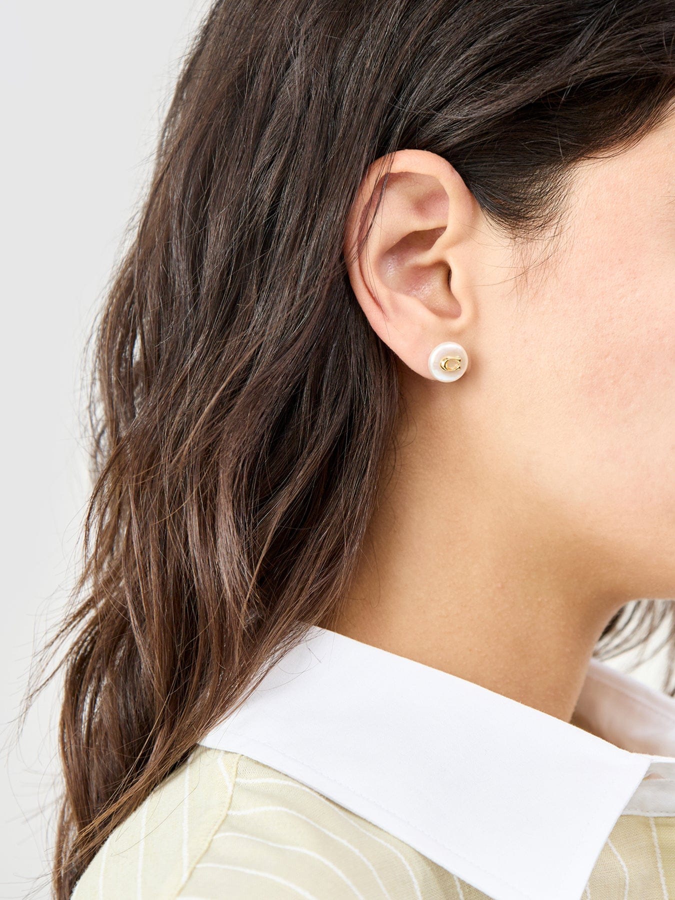 Coach Logo Pearl Stud Earrings Gold