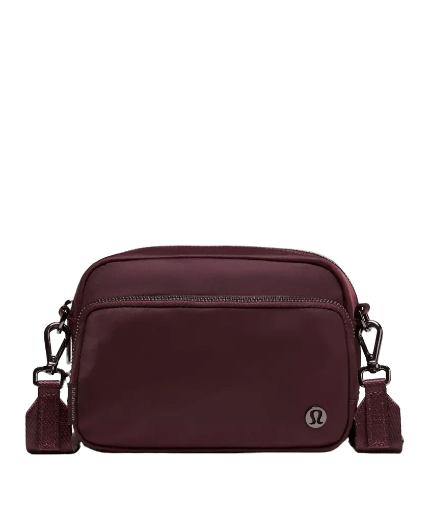 Lululemon Everywhere Crossbody Bag 2 l Metal Hardwar Spiced Chai/Rose Gold