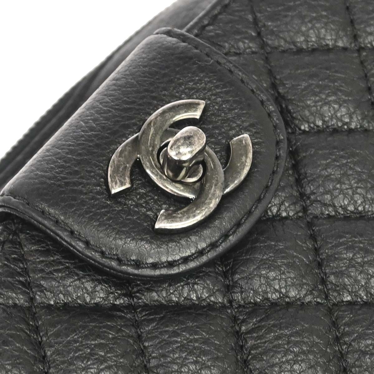 Chanel 2016 - 2017 Black Calfskin Waist Bum Bag