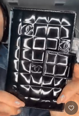 Chanel Chocolate Bar Bifold Wallet Enamel Black B05123L8T9