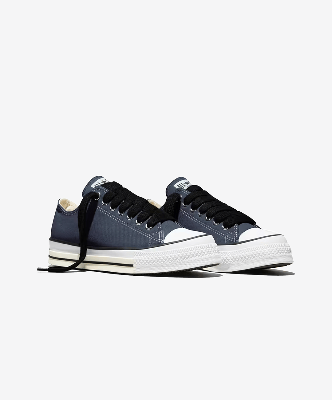 CONVERSE | CHUCK TAYLOR ALL STAR THROWBACK { NAVY