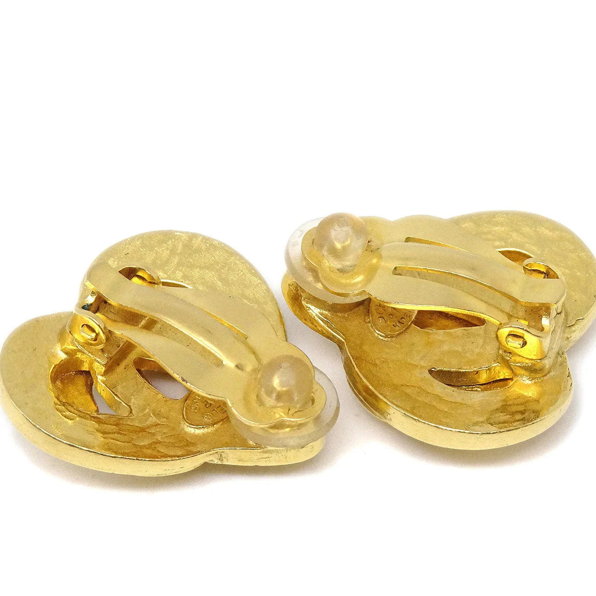 Chanel 1997 Heart Earrings Gold Clip - On 97P
