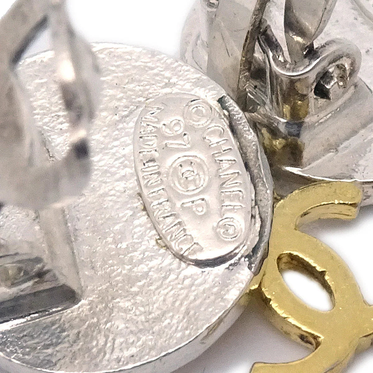 Chanel Medallion Dangle Earrings Gold Silver Clip - On 97P