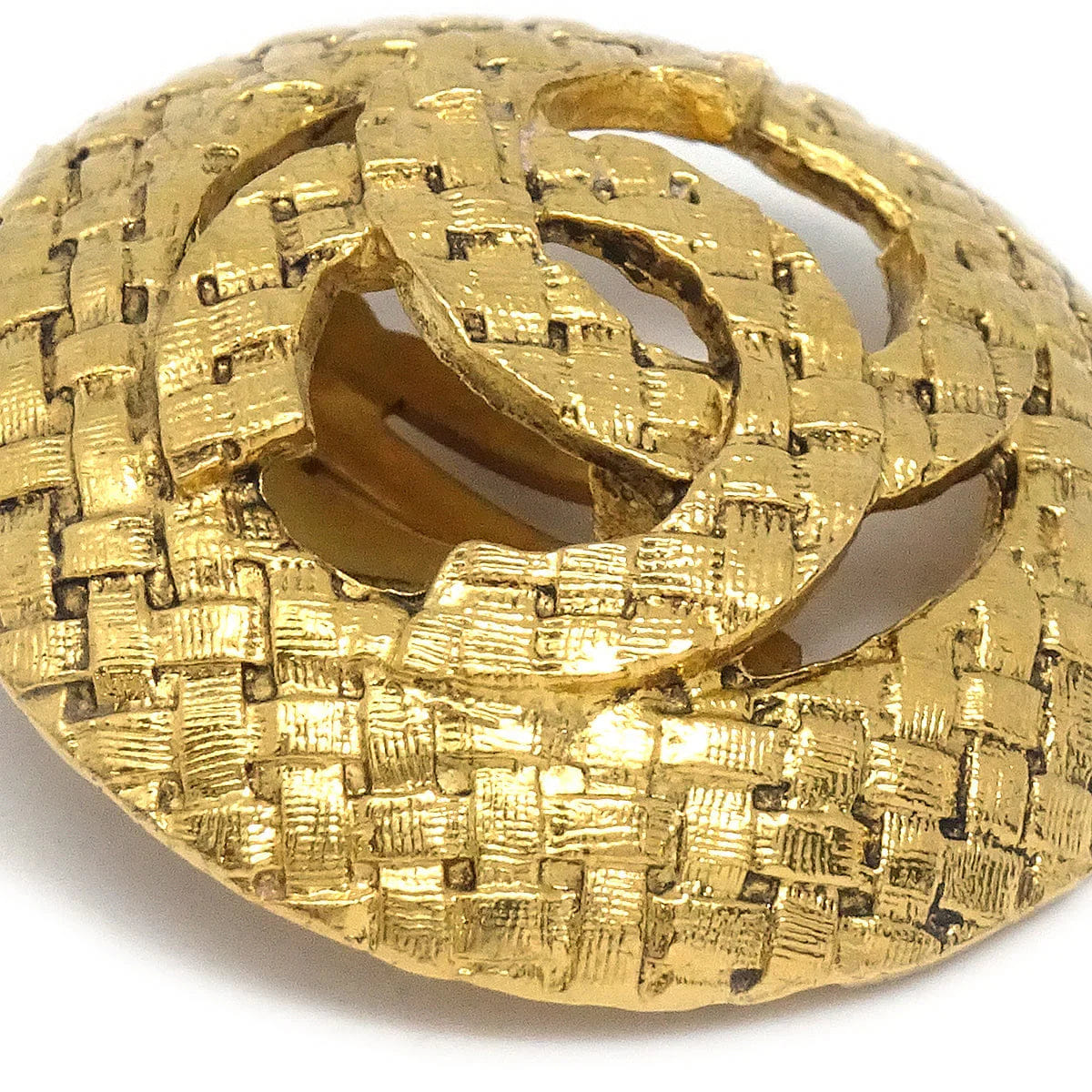 Chanel Button Earrings Clip - On Gold 29/2889