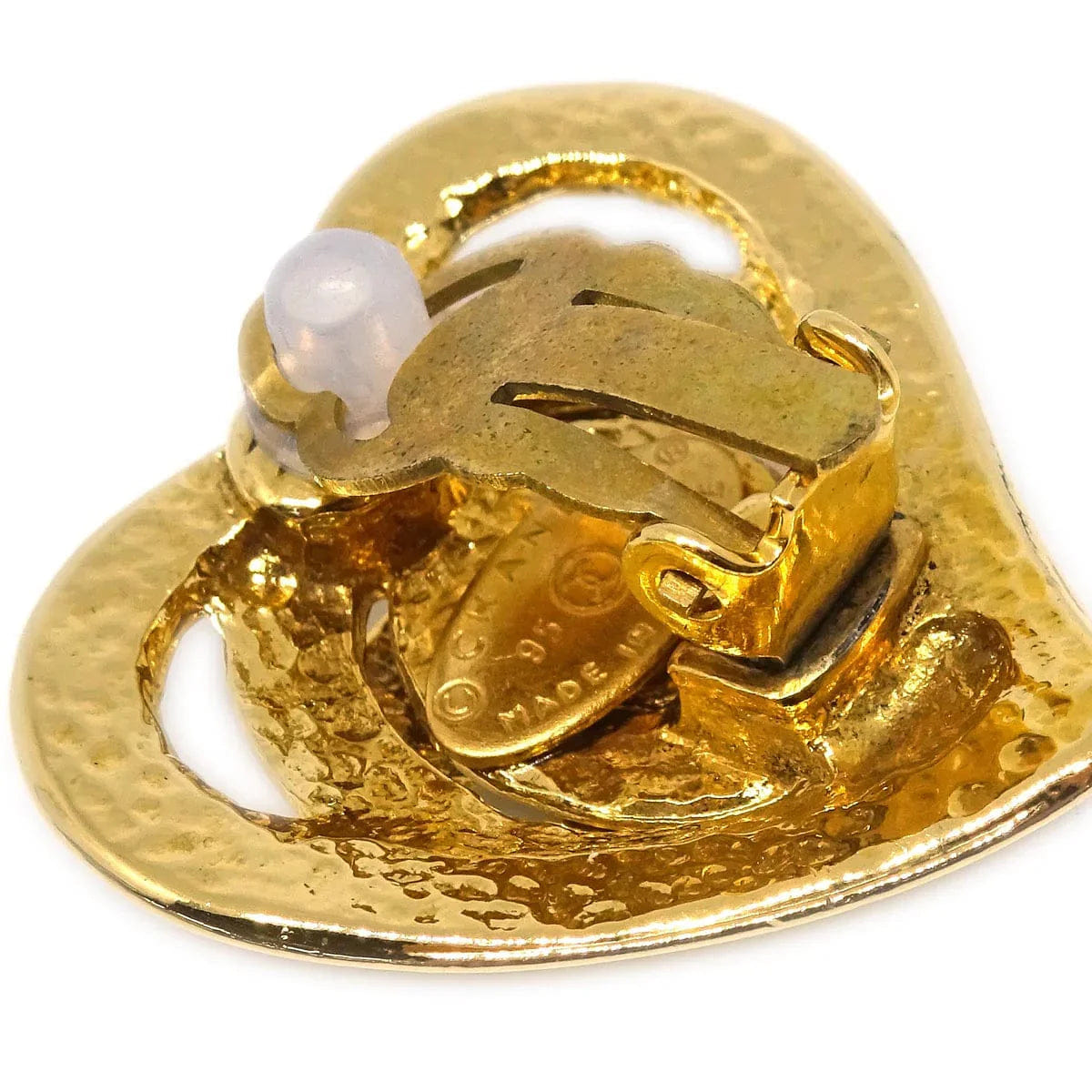 Chanel Gold Heart Earrings Clip - On 95P