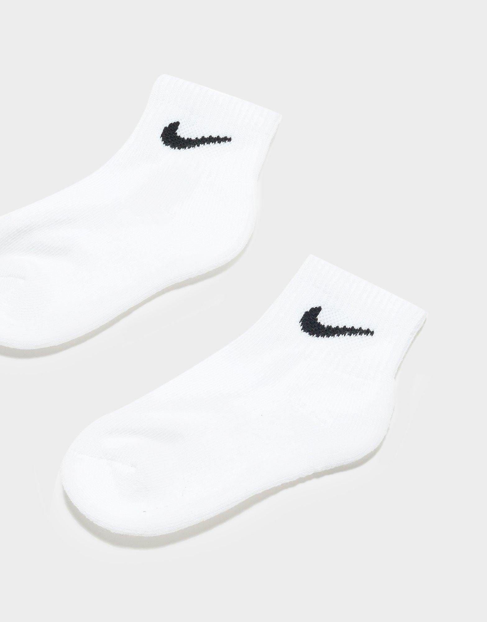 Nike Basic Pack Quarter Socks 3 Packs