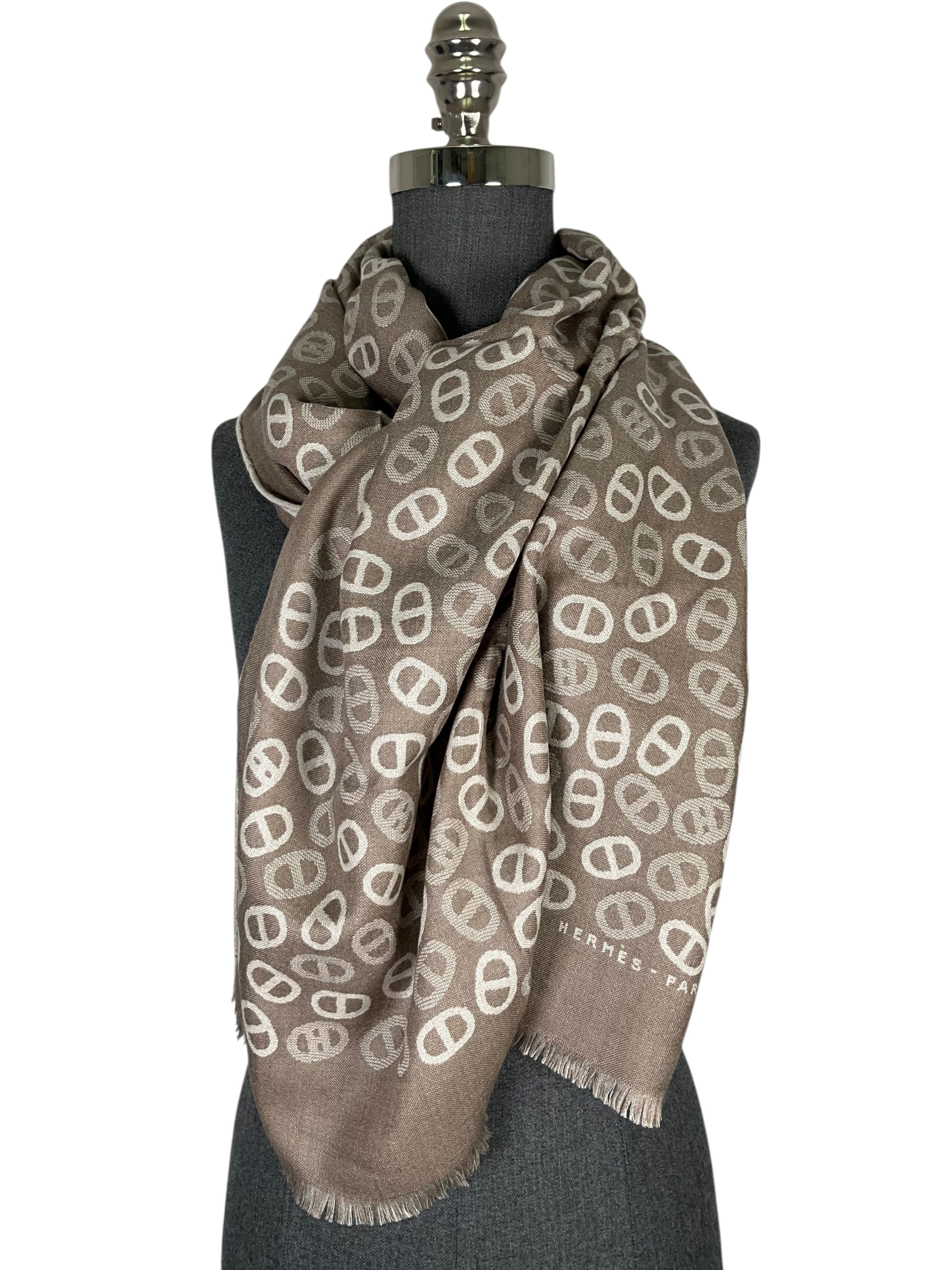 HERMES Chain d'Ancre Printed Cashmere Reversible Oblong Scarf NEW