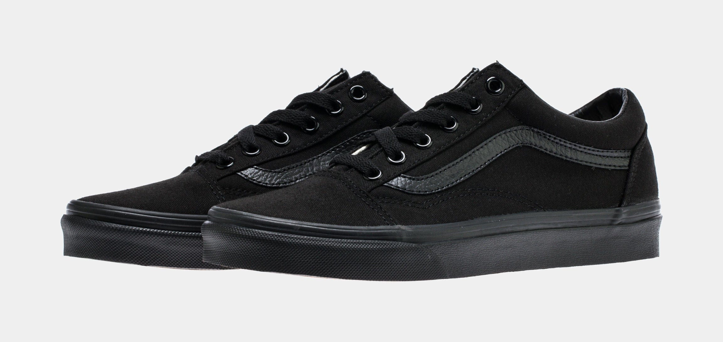 Vans Old Skool Low Mens Skate Shoes (Black)