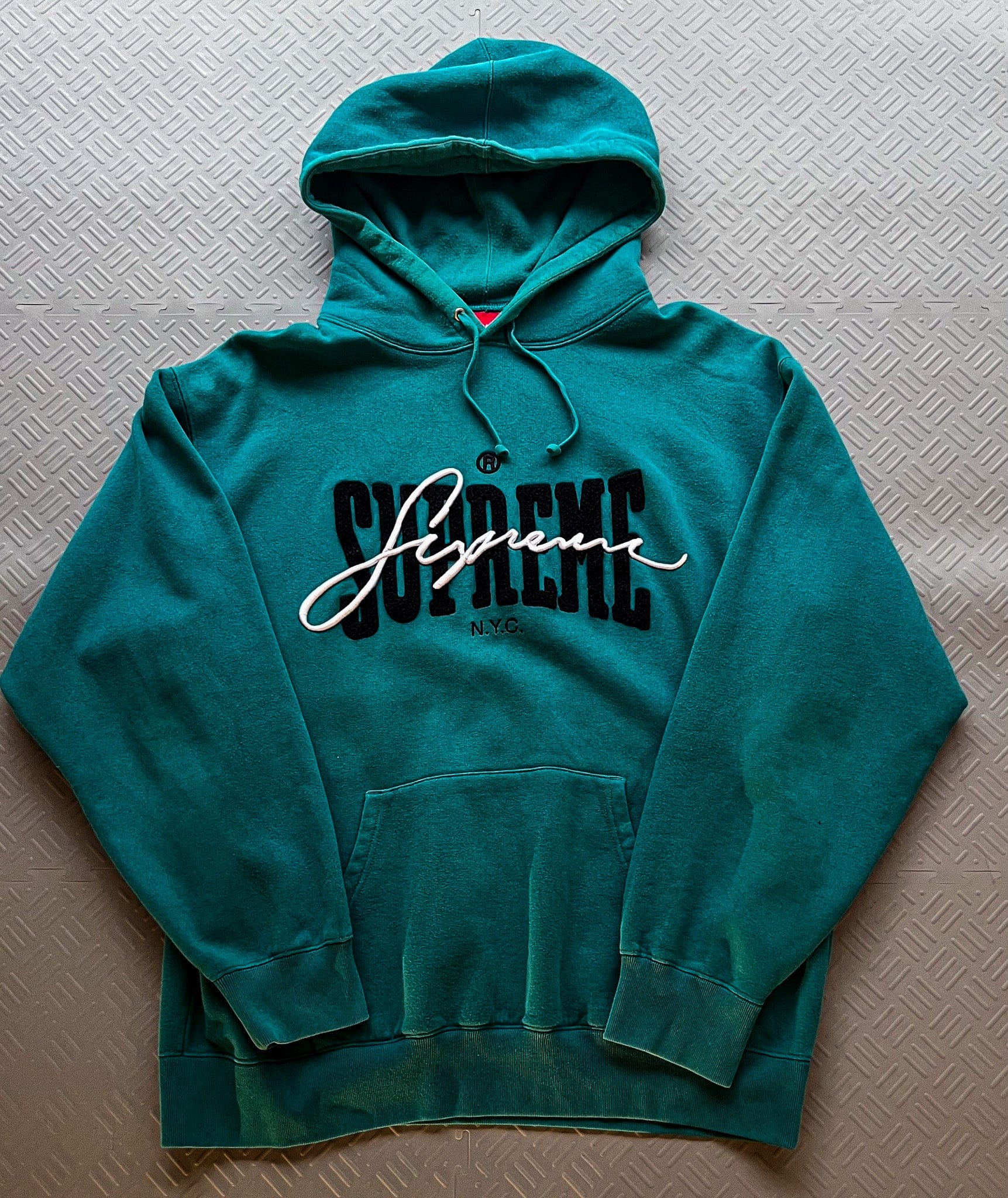Supreme SS22 Supreme Embroidered Chenille Hoodie (L)