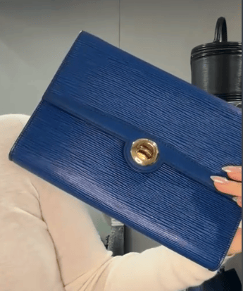 Louis Vuitton M52575 Peeling Epi Arch Blue B1214TPL6A
