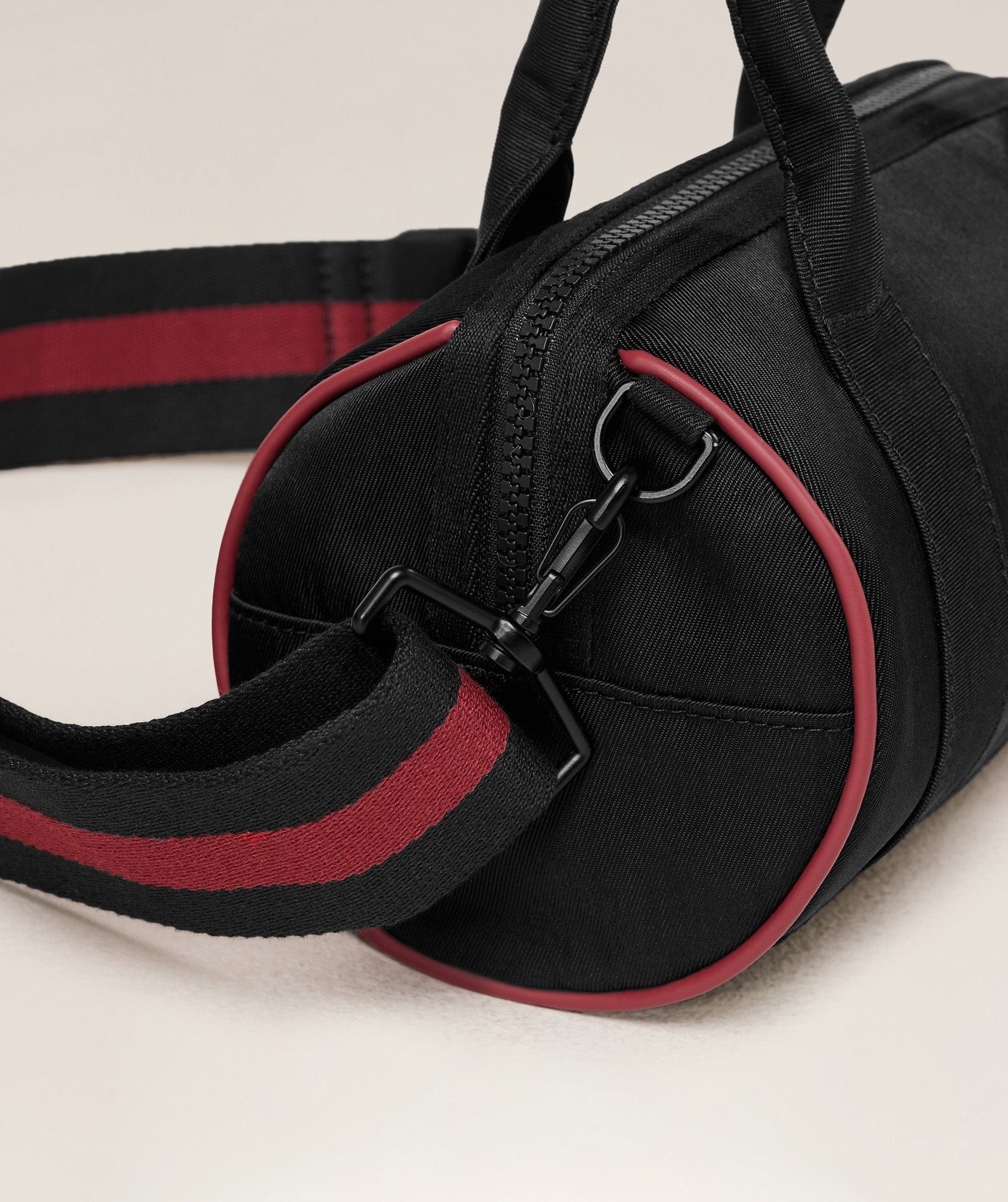 Gymshark Women's Gymshark Gymshark x Analis Mini Barrel Bag Black