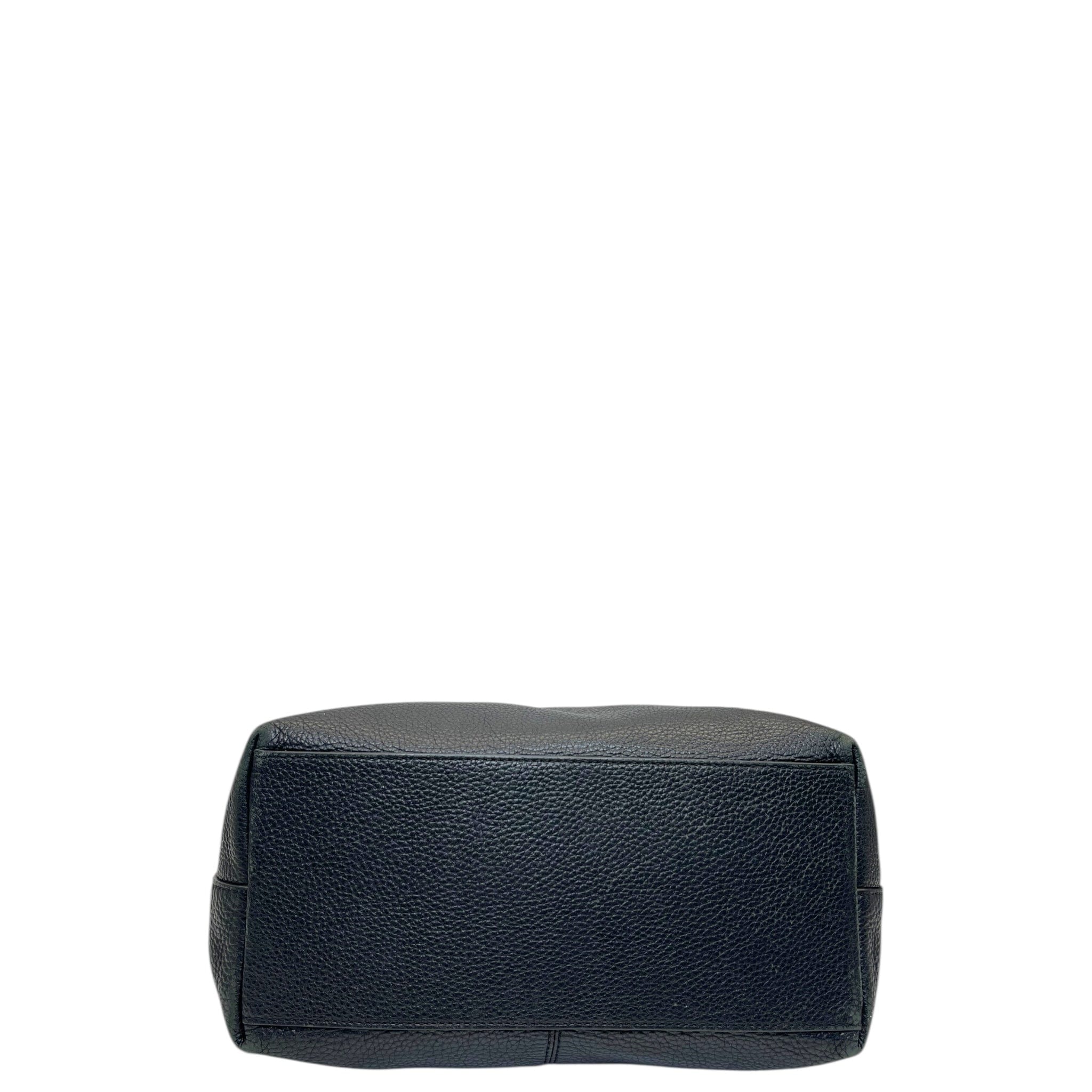 Kate Spade New York — Pebbled Leather Scalloped - Edge Shoulder Bag