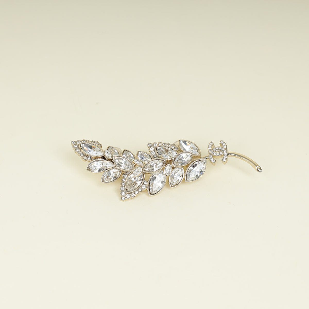 Chanel Gold CC Crystal Leaf 1 Pcs Ear Cuff
