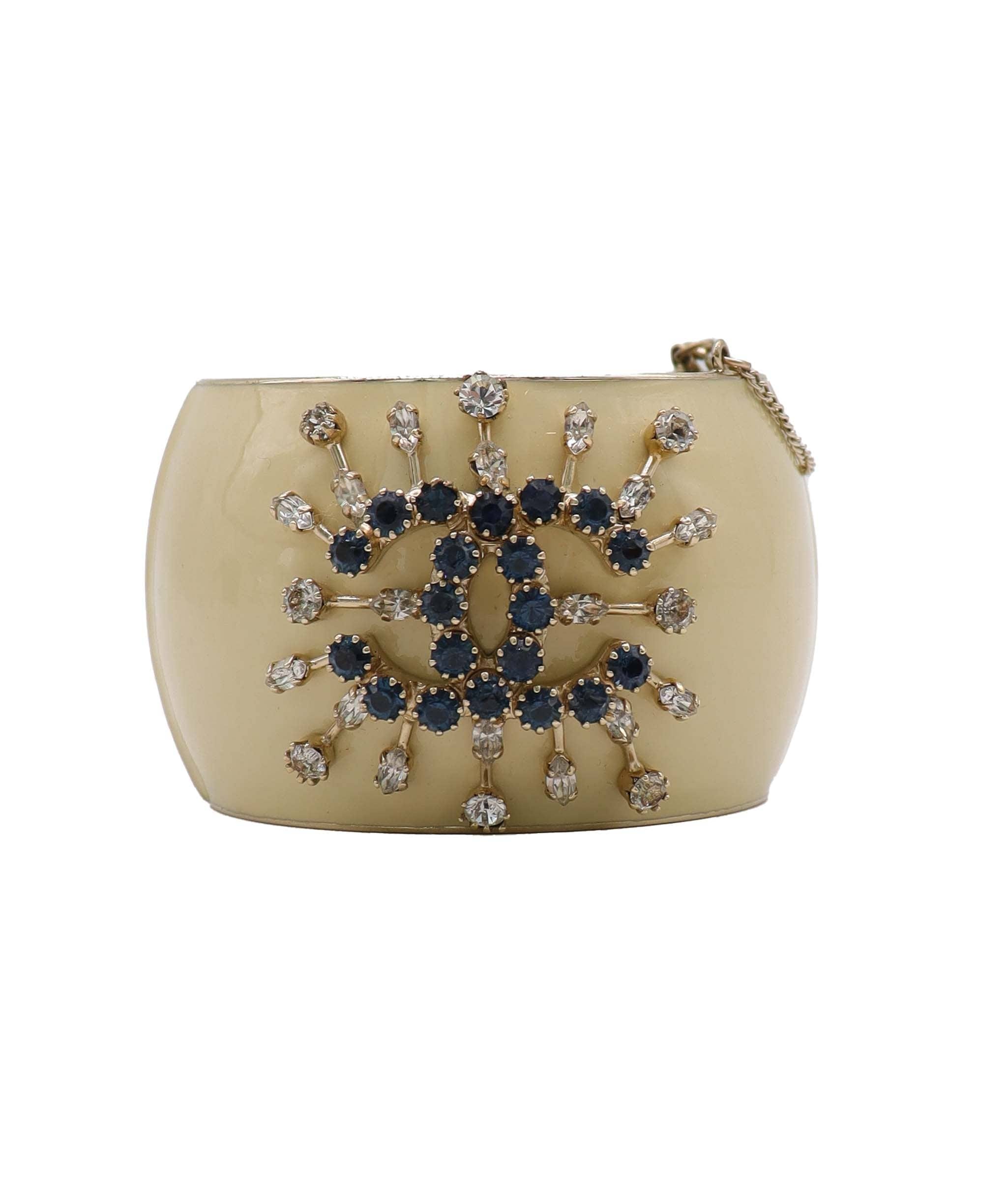 CHANEL PARIS VENISE STARBURST CUFF BRACELET CREAM ASC7319