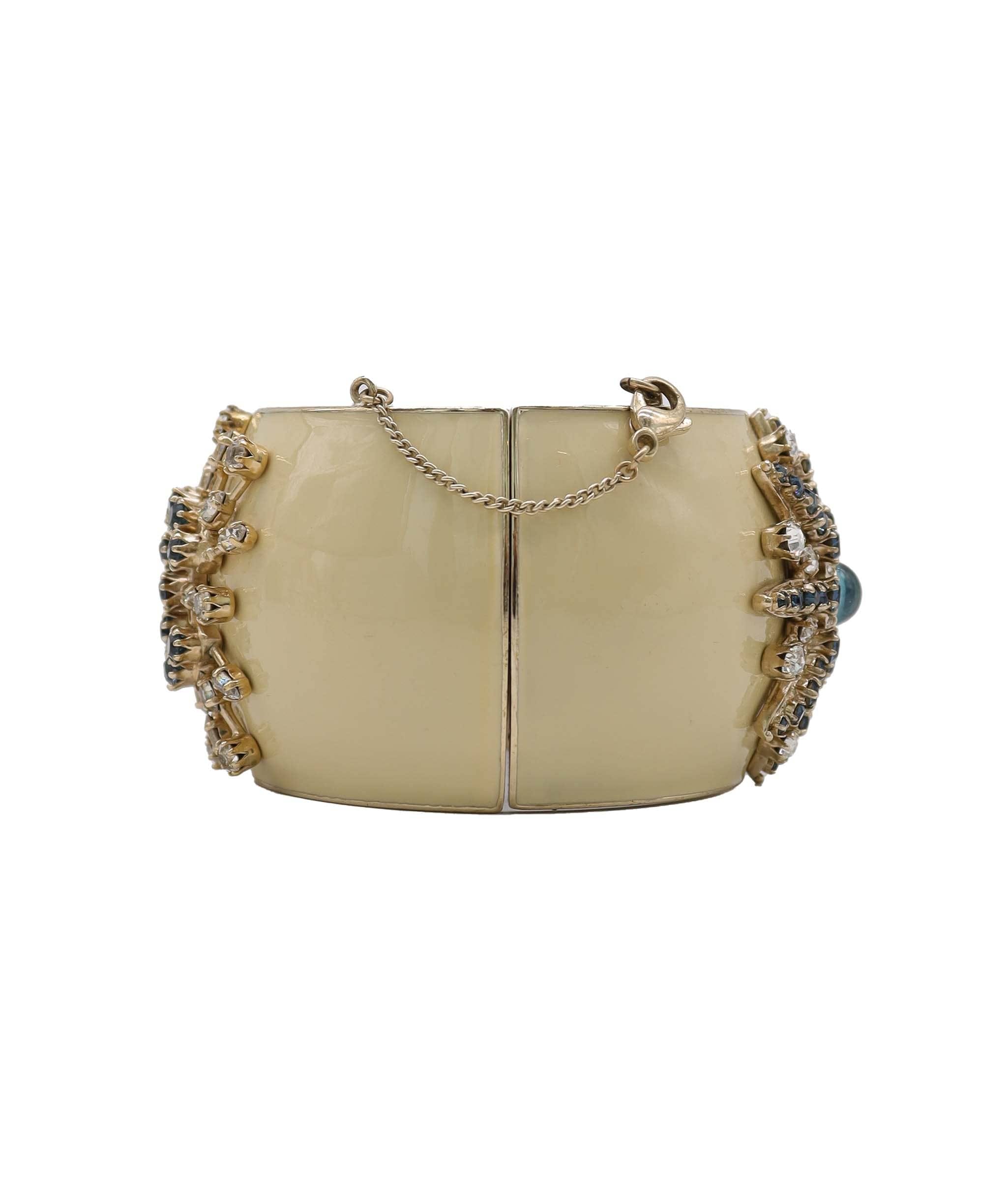 CHANEL PARIS VENISE STARBURST CUFF BRACELET CREAM ASC7319