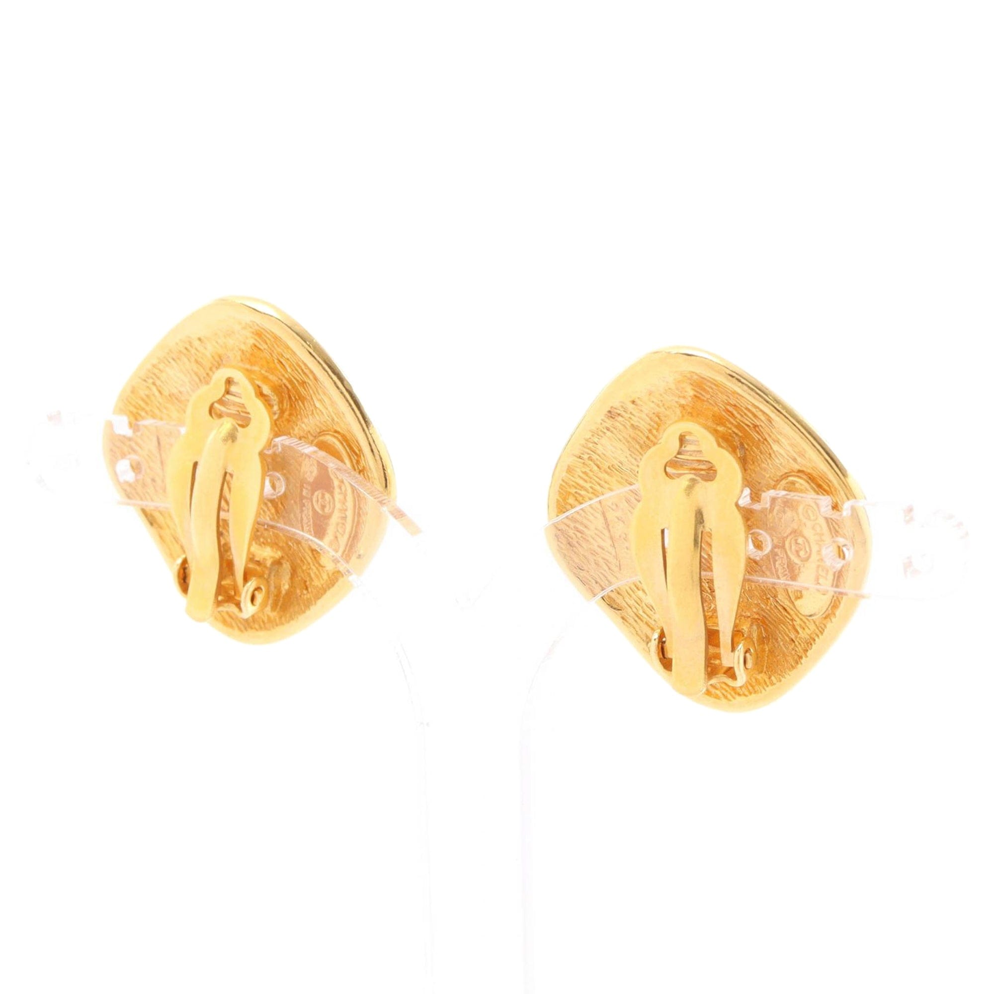 Chanel Gold Plated Quilted Rhombus Clip On Earrings