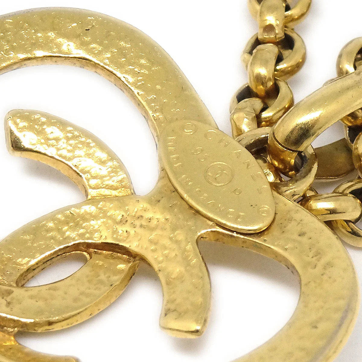 Chanel 1995 Heart Gold Chain Necklace