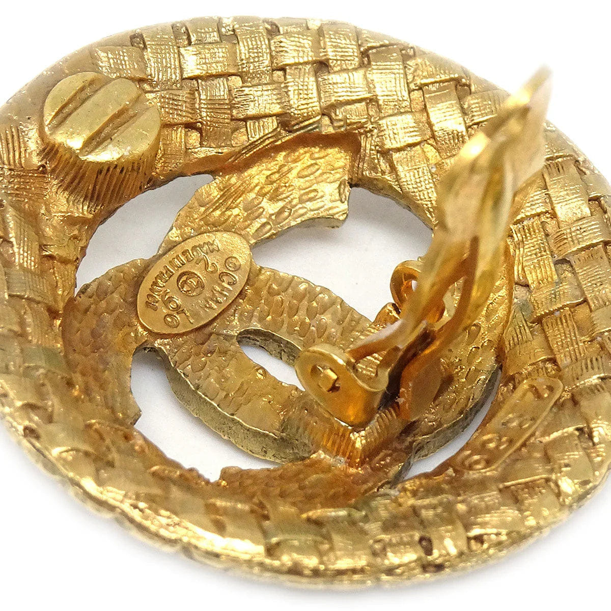 Chanel 1994 Woven CC Cutout Earrings Clip - On Gold 2889
