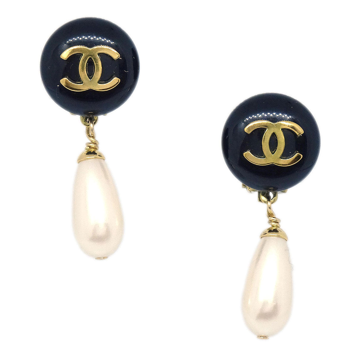 Chanel Gold Costume Pearl Dangle Clip - On Earrings 94A