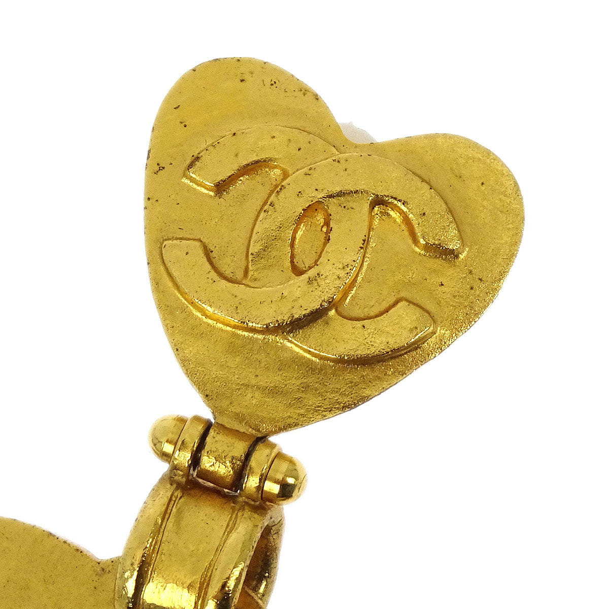 Chanel Heart Dangle Hoop Gold Clip - On Earrings 95P