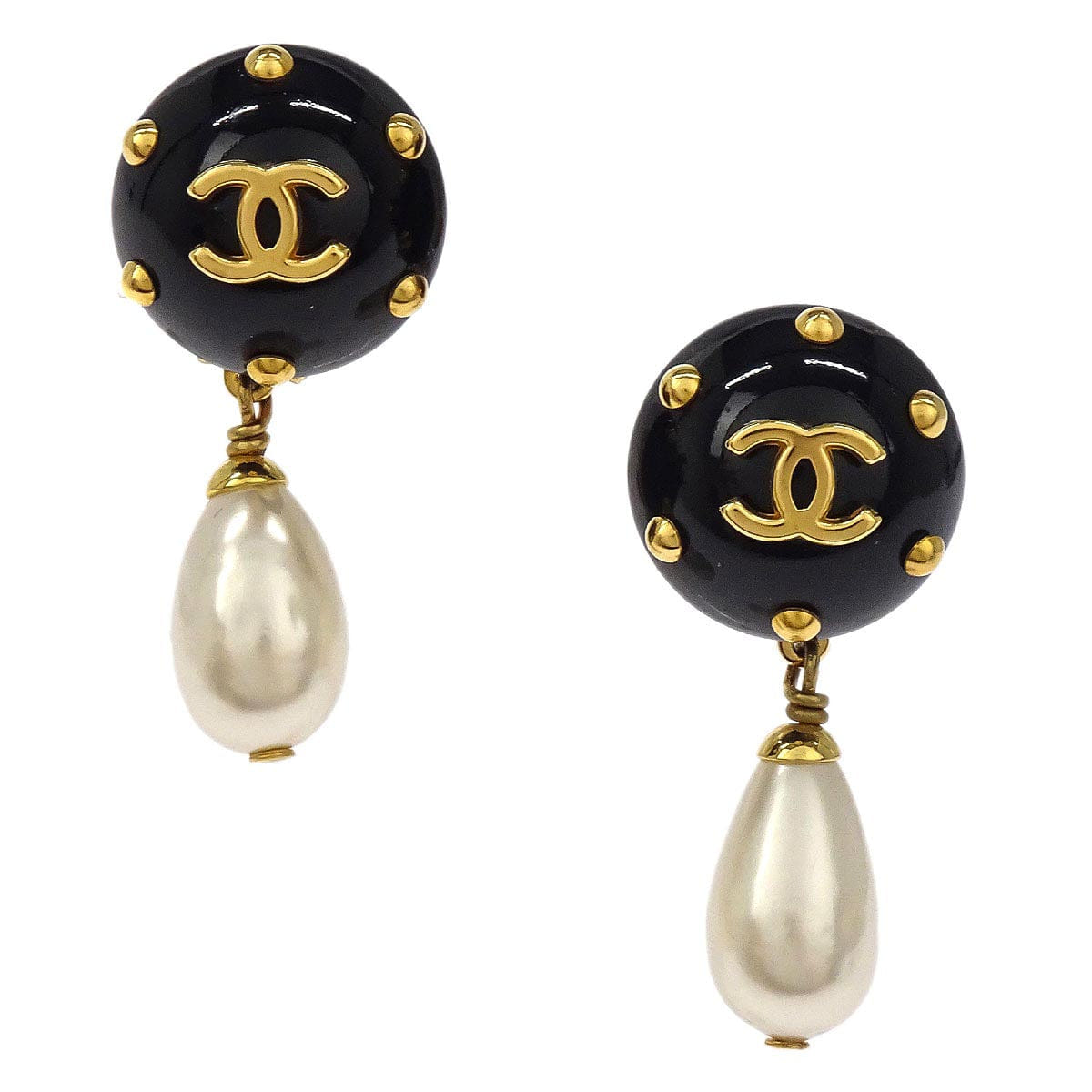 Chanel Gold Costume Pearl Dangle Clip - On Earrings 96C