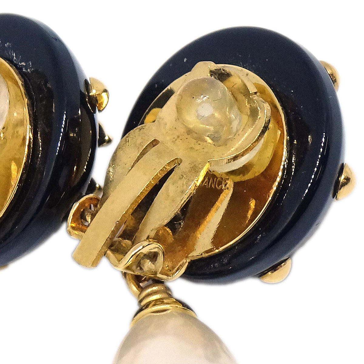 Chanel Gold Costume Pearl Dangle Clip - On Earrings 96C