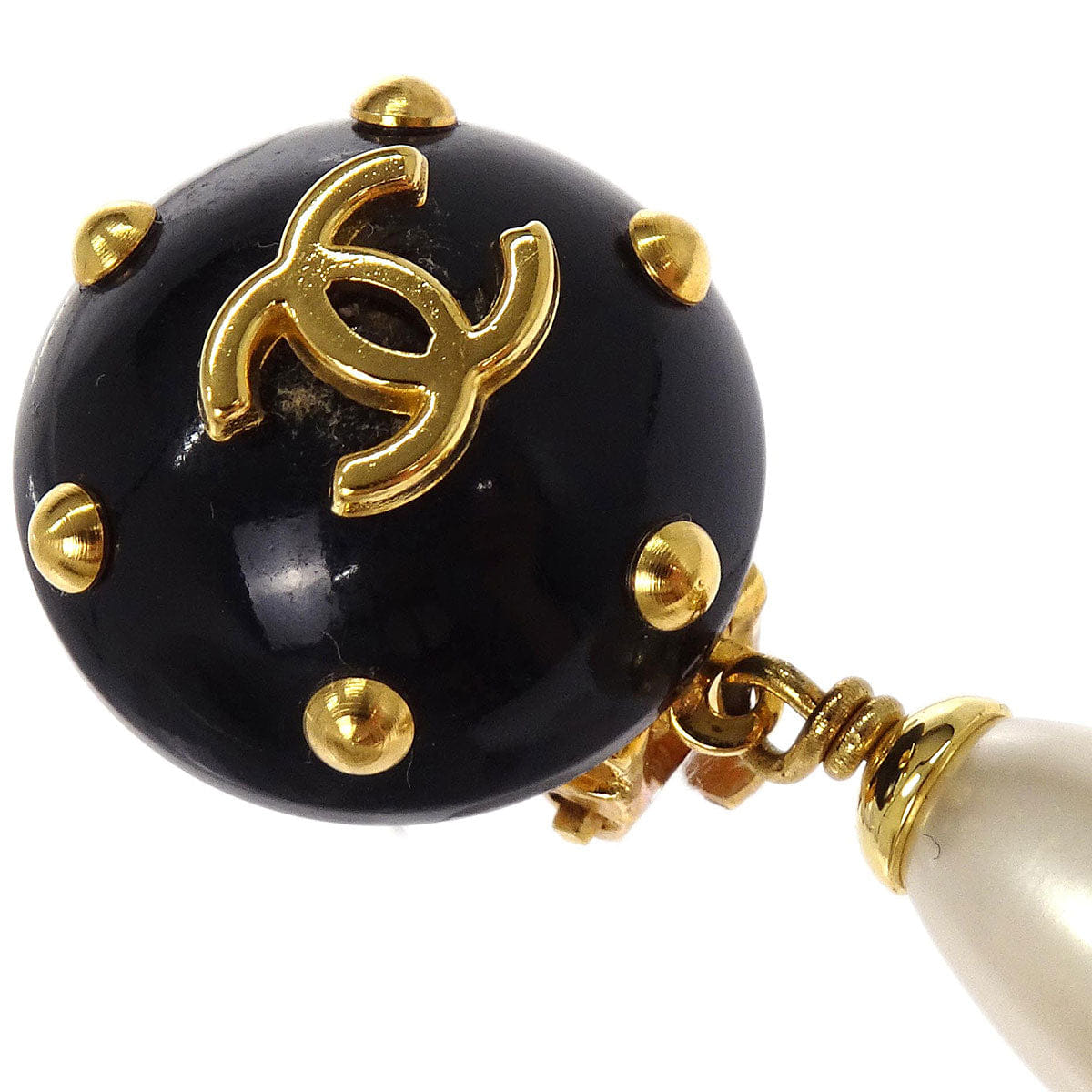 Chanel Costume Pearl Dangle Earrings Clip - On 96C