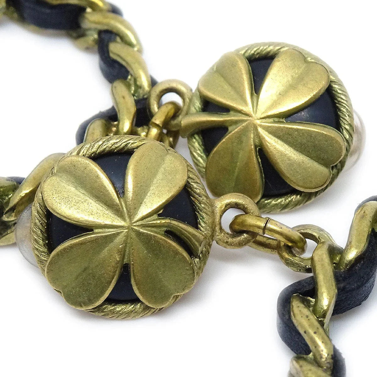 Chanel Clover Chain Hoop Earrings Clip - On Gold 94P