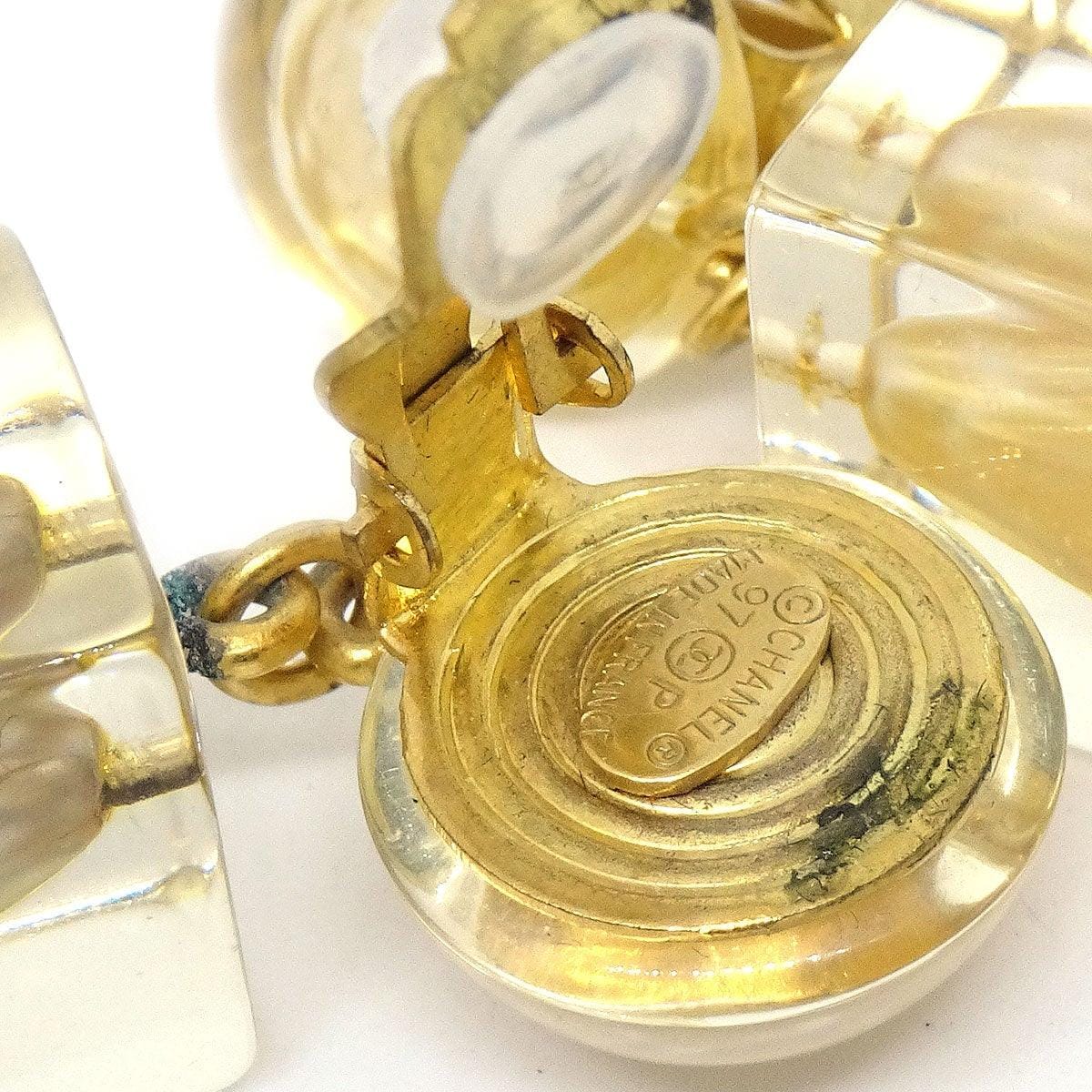 Chanel Imitation Pearl Shaking Earrings Clip - On 97P