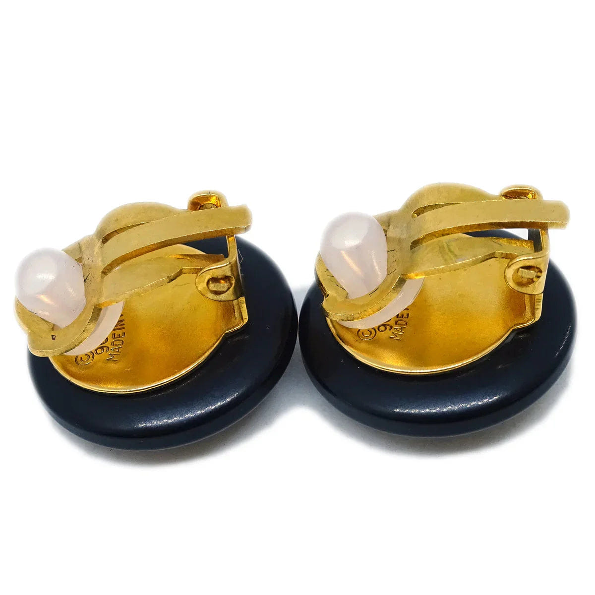 Chanel Black Button Earrings Clip - On 96A