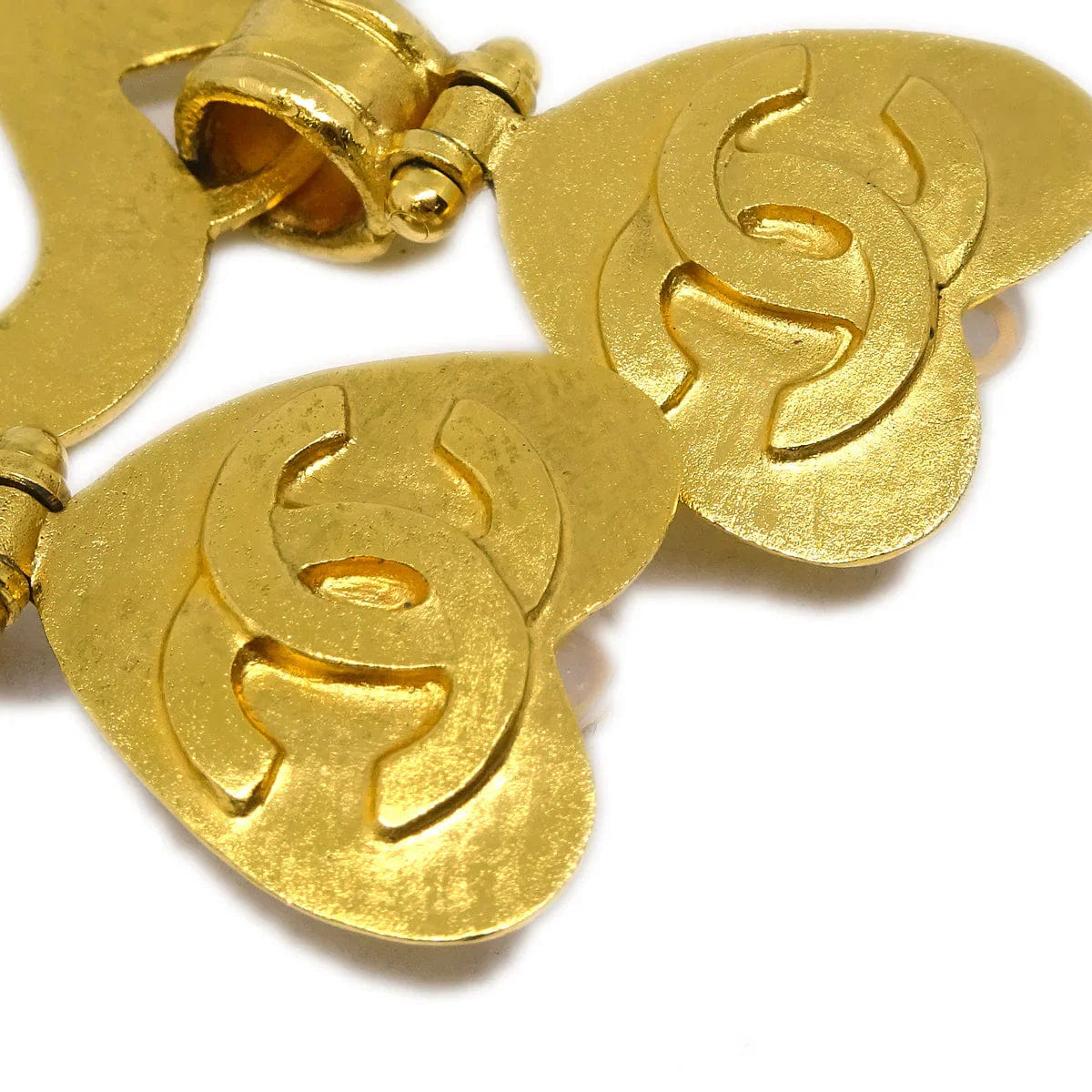 Chanel Heart Dangle Earrings Gold Clip - On 95P