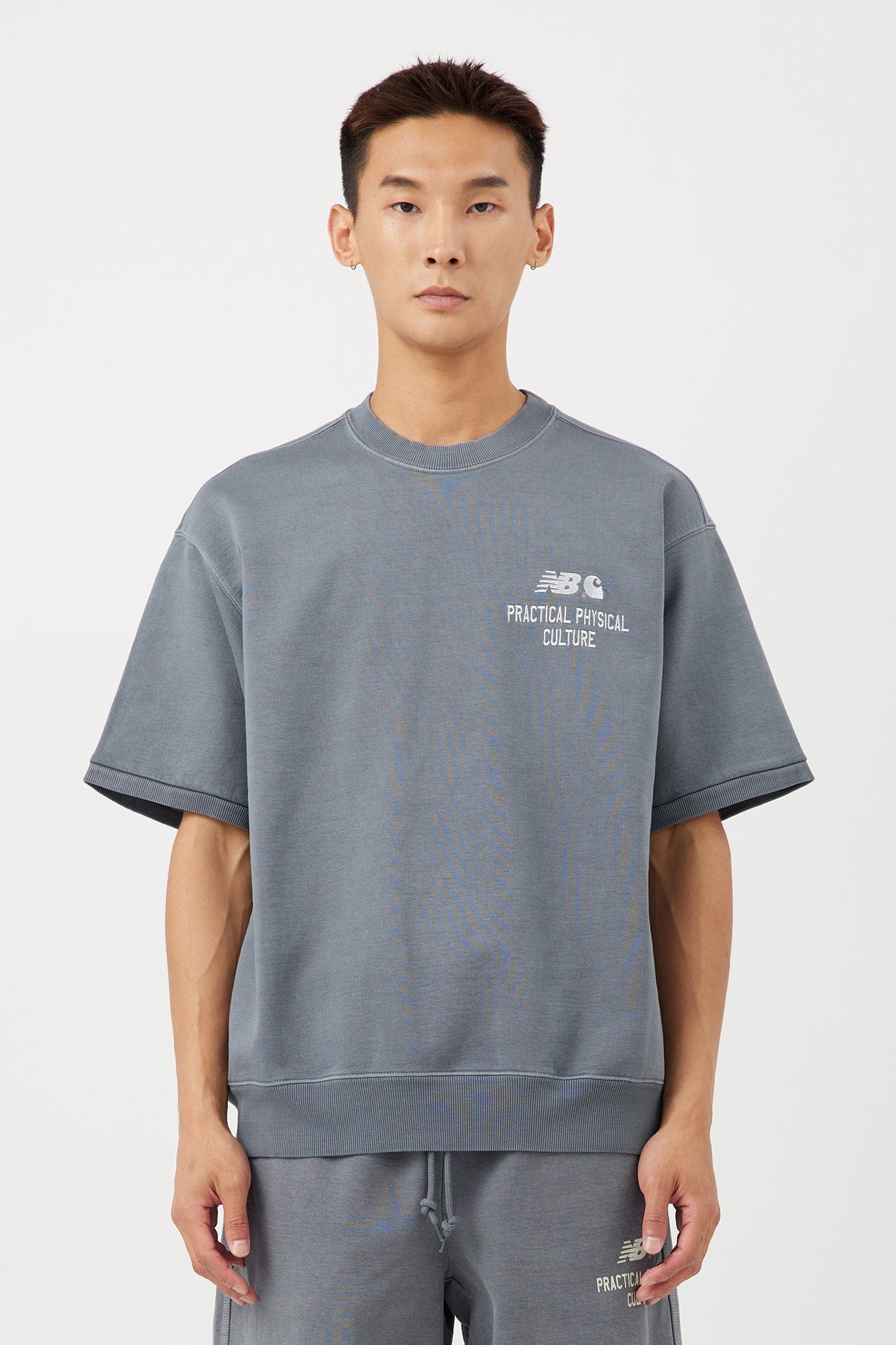 New Balance SCULPTURE CENTER S/S SWEATSHIRT
