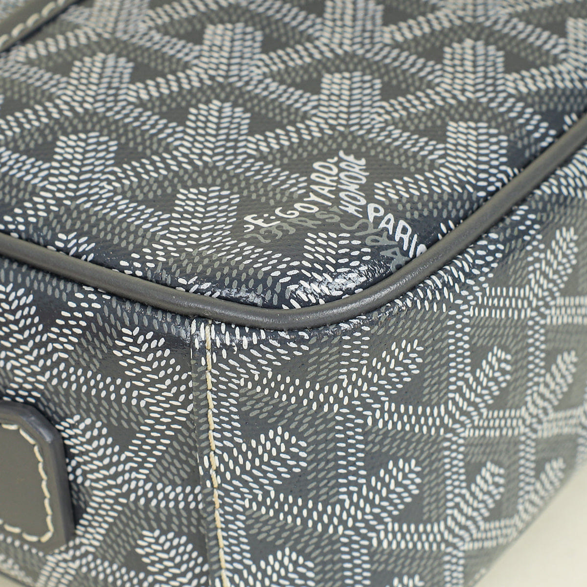 Goyard Grey Goyardine Cap - Vert PM Bag