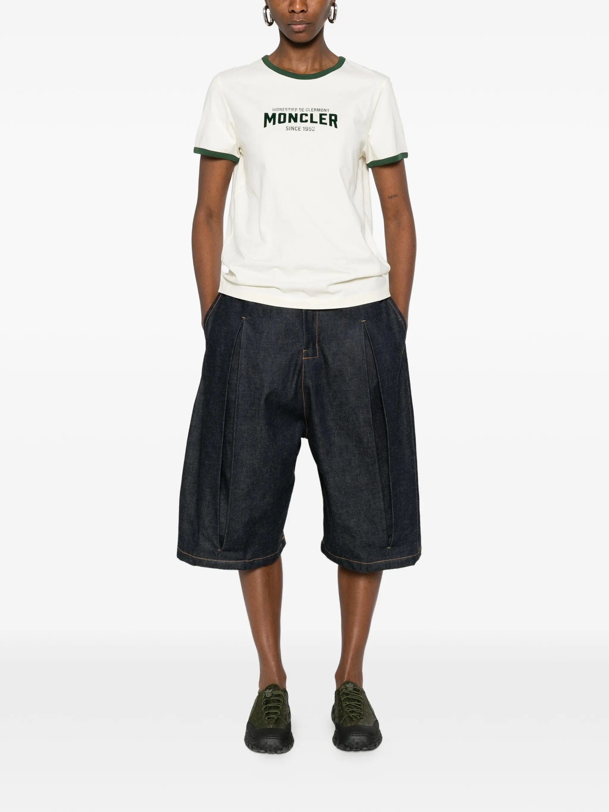 Moncler logo - print crew - neck T - shirt