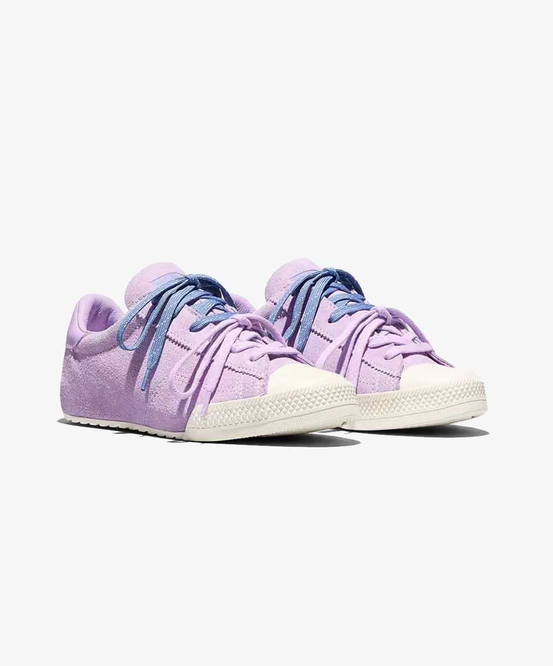 CONVERSE | CHUCK TAYLOR LO { LAVENDER LATTE/ICY DEMEANOR