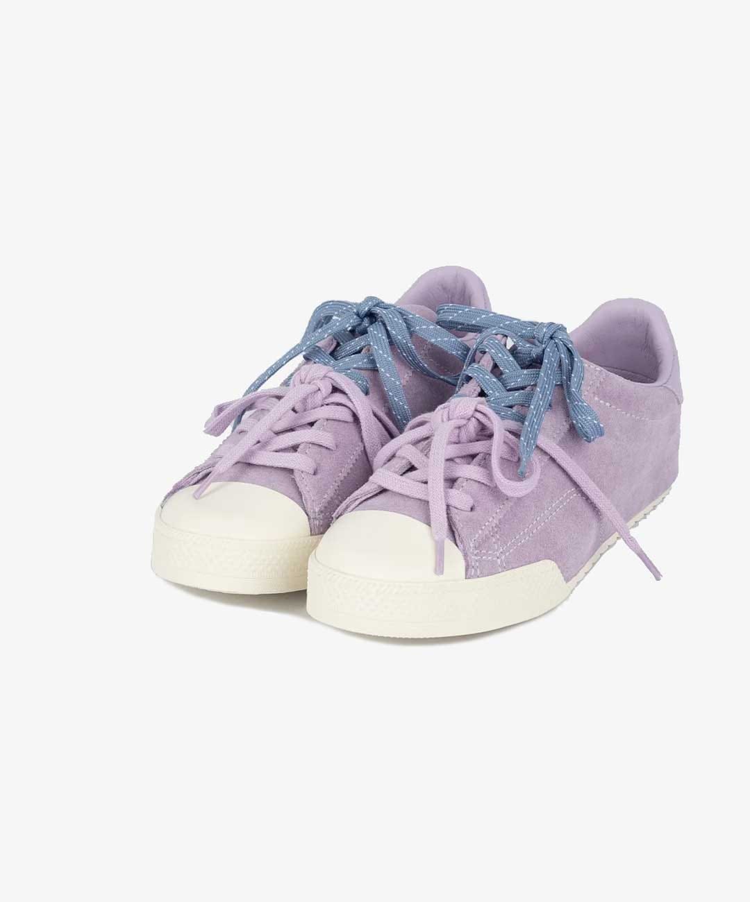 CONVERSE | CHUCK TAYLOR LO { LAVENDER LATTE/ICY DEMEANOR