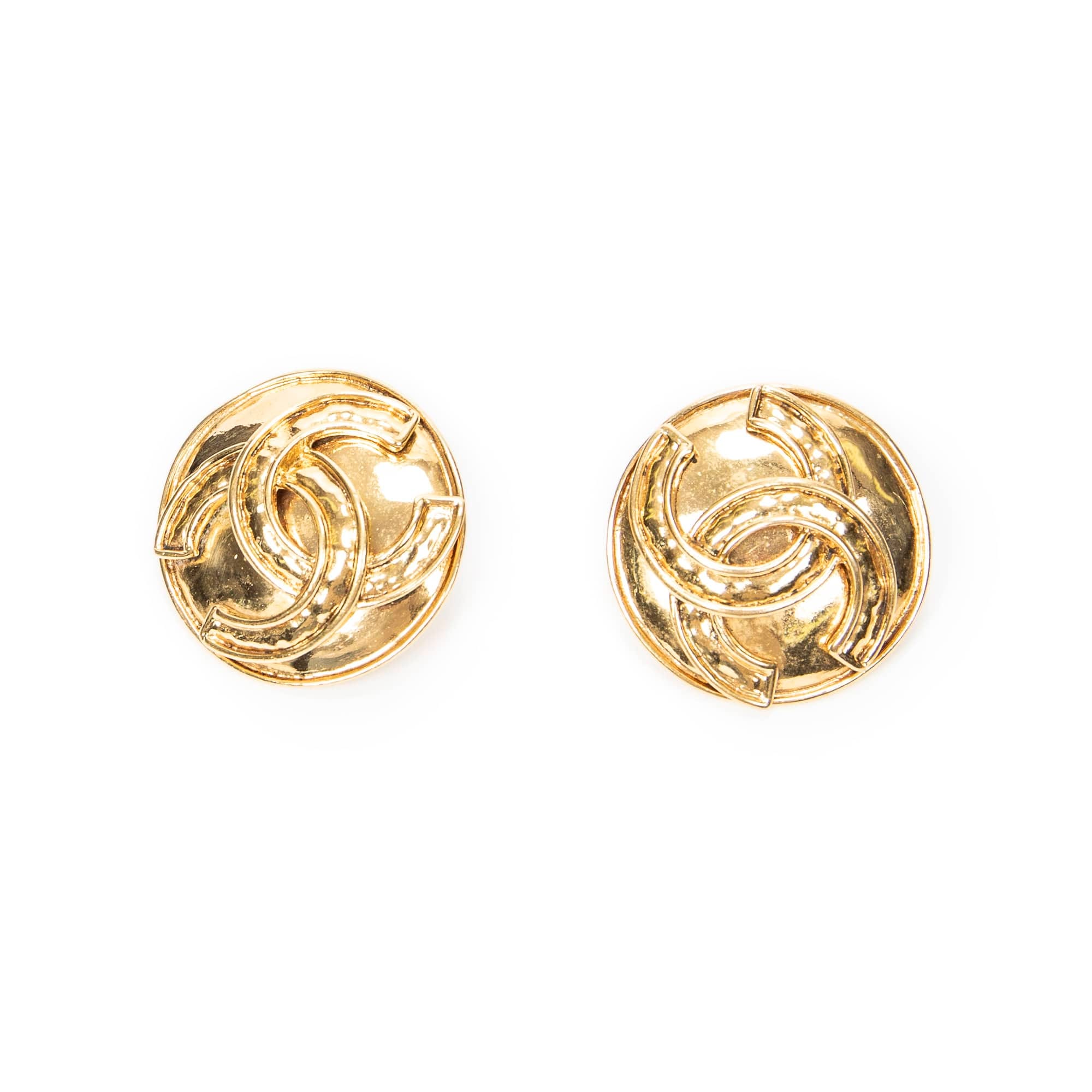 Chanel Gold Stainless Steel without Nickel CC Round Clip On Earrings ABC5290